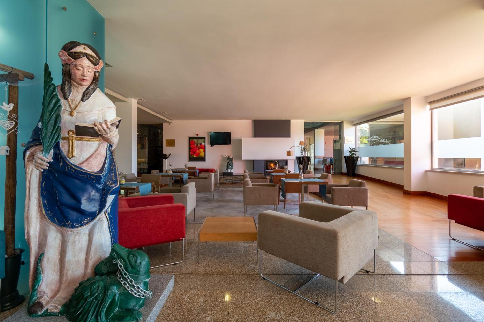 Hotel Santa Margarida Oleiros  Extérieur photo