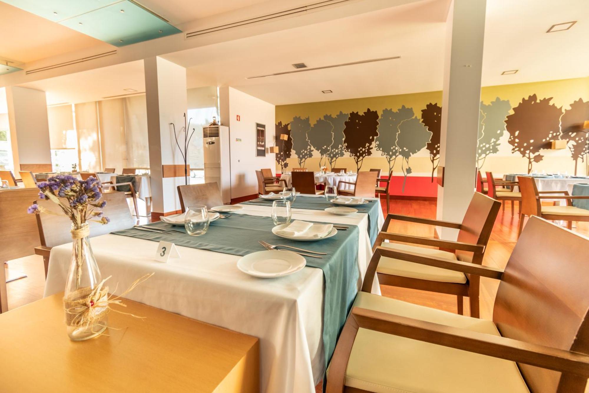 Hotel Santa Margarida Oleiros  Extérieur photo