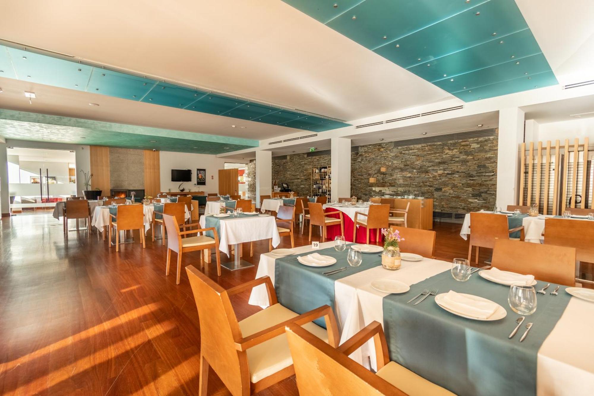 Hotel Santa Margarida Oleiros  Extérieur photo